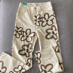 So Cute But Don’t Fit Anymore, Never Got The Chance To Wear!! High Waisted Boyfriend Jean 1990s Floral Cream And Brown Y2k Style Beige Bottoms For Spring, Wonderland Characters, High Waisted Boyfriend Jeans, White Boyfriend Jeans, Cream Jeans, Beige Jeans, Ripped Mom Jeans, Boyfriend Fit Jeans, Brown Jeans