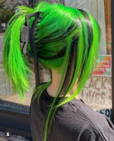 Bright Green Hair, Iron Hairstyles, Black And Green Hair, Split Dyed Hair, Vivid Hair Color