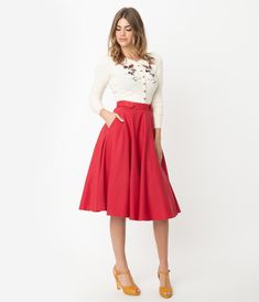 1950s Style Red Button Tab High Waist Swing Skirt – Unique Vintage 1950s Style, Black High Waist, Red Button, 1950s Fashion, Skirt Design, Model Pictures, Sewing Dresses, Retro Inspired, Hat Hairstyles