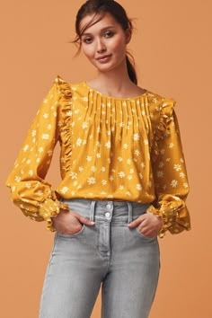 Pretty Blouses For Women, Blouse Outfit Casual, Pintuck Blouse, Lace Top Dress, Chiffon Blouses, Womens Tops Dressy, Casual Wear Dress