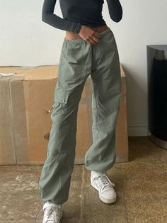 Green Casual Cargo Pants y2k Aesthetic Low Rise Drawstring Straight Ca – ingodeal Womens Joggers, Streetwear Cargo Pants, Joggers Women, Sweatpants Women, Pants Y2k, Casual Cargo Pants, Baggy Cargo Pants, Sweatpants Style, Cargo Pants Outfit