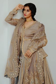 Buy Grey Tissue Hand Embroidered Dori Leaf Neck Noori Lehenga Set For Women by Wabi Sabi Online at Aza Fashions. Casual Indian Fashion, Party Wear Indian Dresses, Designs For Dresses, Set For Women, Wabi Sabi, Indian Outfits, Aza Fashion, Indian Dresses, Sleeve Type