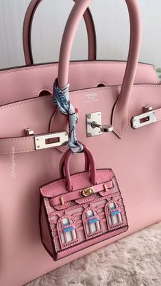 Unique Birkin Bags, Birkinifying Bag, Pink Luxury Bag, Pink Birkin Bag, Mini Birkin Bag, Birkin Outfit, Pink Birkin, Birkin Collection, Luxury Bags Hermes