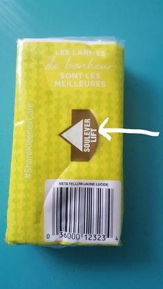 the label is showing that it has been placed on top of the package for sale