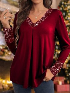 Christmas Shirt Women's Blouse Velvet Sparkly Red Sequins Long Sleeve Party Christmas Casual Festival / Holiday V Neck Regular Fit Fall & Winter 2023 - US $28.99 Stylish Tops For Women, Womens Christmas Shirts, Sequin Blouse, Trendy Tops For Women, Trendy Fashion Tops, Velvet Blouses, Winter Color, Sleeve Pattern, Red Sequin