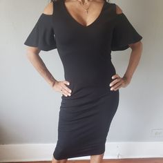 Nwt Sexy Black Evening Dress, With Bell Sleeves And V-Neck. Midi Length. Fits Your Cuves. Get Noticed! Us Size 6 Uk Size 10 Black Cold Shoulder Dress, Peplum Midi Dress, Pink Ruffle Dress, Black Evening Dress, Kimono Maxi Dress, Dress With Bell Sleeves, Striped Bodycon Dress, Disco Dress, Floral Sheath Dress