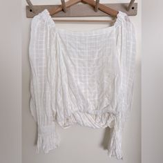 Free People Blouse Size Extra Small Bohemian Soft + Flowy Blouse White W/ Checkered Detail Design Adorable Cute Tie In Back Super Soft + High Quality Material Brand New With Tags Nwt Fast Shipping! Same-Day Shipping For Orders Received Before 12pm Pt M-F. Orders Received After 12pm Pt M-F And On Weekends Will Be Shipped Within One Business Day. Bundle Savings Available + Open To Other Offers! :) Women | Blouse | School | Brunch | Office | Boho | Bohemian | Surfer | Beach | White | Bohemian | Casual | Comfortable | Comfy | Cute | Cool | Feminine | Festival | Lightweight | Classy | Unique | Brand New | Tags | Quality | Flowy | Lightweight | Long Sleeve | Flare | Cozy White Flowy Cotton Blouse, Flowy White Cotton Blouse, White Tops With Blouson Sleeves For Day Out, White Blouson Sleeve Tops For Day Out, Chic White Tops With Blouson Sleeves, Off White Long Sleeve Bohemian Blouse, Summer Vacation Peasant Top With Blouson Sleeves, Flowy Cotton White Peasant Top, Summer Flowy Peasant Top With Blouson Sleeves