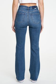 The word no isn’t in her vocabulary. The Go-Getter is a slim high rise flare jean. Sometimes you need a little bit of everything. The Go-Getter in Groove is made using our 11oz Just Right fabric. It is the perfect mix of rigid and stretch, built into modern silhouettes with vintage character. Reliably flattering, consistently kind. Firm Stretch in 93% Cotton, 5% Polyester, 2% Spandex Machine wash cold. The fuller the load, the more water we save. 12" Rise 32 1/2" Inseam 20" Leg Opening Our Model Baggy Outfits, Go Getter, Flare Leg Jeans, Vintage Character, Dream Wardrobe, New Outfits, Diy Clothes, Flare Jeans, Dream Closet