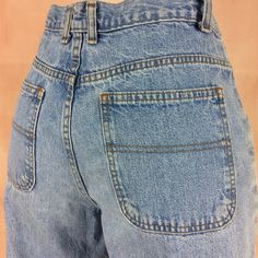 "Sz 29 Faded Glory Workwear Utility Pants Work Wear Jeans Cotton Denim High Waist Jeans 29x30 Made In Mexico Brand: FADED GLORY Fits like 29\" waist, 13.75\" rise, 26.5\" thighs, 40.5\" hips, 30.5\" inseam, 16\" leg opening! Fits a size 29, but check your measurements and compares the measurement with your garment. (see full measurement below) Recommended modern size: 29\" (29x30.5) Material : ✂ Cotton 100% ✂ Zipper ✂ Made In Mexico . ✂ Measurement in inches: All measurements are taken with the Vintage Cargo Jeans With Medium Wash And Pockets, Vintage Cargo Jeans With Pockets In Medium Wash, 90s High Rise Flare Jeans With Pockets, Vintage Denim Blue Jeans With Pockets, Retro Medium Wash Pants With Pockets, Retro Medium Wash Jeans With Pockets, Retro Washed Mid-rise Bottoms, Vintage High Waist Denim Cargo Jeans, High Waist Faded Bottoms With Belt Loops