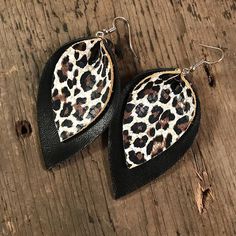 Leopard print is always a good idea, and these lightweight leather earrings make a statement! #leopardprint #leatherearrings Red Gemstone Jewelry, Cricut Earrings, Diy En Cuir, Leopard Earrings, Wallis Simpson, Earring Inspo, Animal Print Earrings, Chalcedony Crystal, Diy Leather Earrings