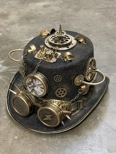 Steampunk Costume Lights, Steampunk Tree Topper, Steampunk Adjustable Masks And Prosthetics For Festivals, Adjustable Steampunk Masks And Prosthetics For Festival, Adjustable Steampunk Masks And Prosthetics For Costumes, Steampunk Mode, Steampunk Outfits, Steampunk Home Decor, Moda Steampunk