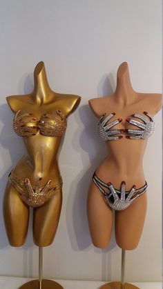 CRYSTAL Silver hands Off BIKINI Outfit-sci - Etsy Brazilian Party Outfit, Burlesque Show Outfit, Drag Show Outfit, Gold Party Outfit, Outfit Sci, Iii Points, Go Go Dancer Costume, Drag Outfits, Bild Gold