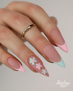 Flowers Nails Design, Nails Primavera, Pink And Blue Nails, Fake Nails Long, Manicure Diy, Color Nails, False Nail