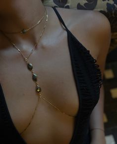 Pyrite gold body chain | Gold body jewelry This body chain is part of a two-piece set that includes a matching choker/necklace.  DETAILS -18k Gold Plated -22k Gold Plated Pyrite Bezel  MEASUREMENTS -Choker: 14" -V Chain: 17" -Body Chain: 34" -Chain Extender: 2" Add note in your order if custom size is needed 𝐉𝐞𝐰𝐞𝐥𝐫𝐲 𝐜𝐚𝐫𝐞 𝐜𝐨𝐦𝐦𝐚𝐧𝐝𝐦𝐞𝐧𝐭𝐬 ** To make sure the jewelry last as long as possible, we recommend avoiding showering or bathing with them. ** Polish with 100% cotton cloth Maternity Belly Jewelry, Body Jewelry Dress, How To Style Body Chain, Body Chains Aesthetic, Plus Size Body Jewelry, Body Chains Jewelry, Body Jewelry Aesthetic, Body Jewelry Outfit, Body Chain Outfit