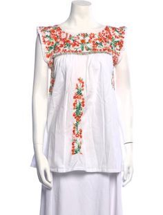 Mi Golondrina BlouseWhiteFloral PrintCrochet & Embroidered AccentsSleeveless with Bateau NecklineFit:Tops by Mi Golondrina typically fit true to size. Fitted Sleeveless Embroidered Top For Spring, Fitted White Embroidered Top For Summer, White Fitted Embroidered Top For Summer, Summer White Fitted Embroidered Top, White Embroidered Top For Summer, White Sleeveless Embroidered Top For Summer, Fitted White Top With Embroidered Hem, Casual Sleeveless Top With Embroidered Hem, Fitted Sleeveless Top With Floral Embroidery