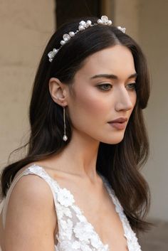 A tribute to the sea, the Del Mar pearl tiara was inspired by the beauty of the ocean with its freshwater and keishi pearls and organic silhouette. This is a tiara like no other; effortless, elevated and the perfect piece to capture your inner goddess on your wedding day and beyond.  * DETAILS * > Designed and handmade in Australia. Worldwide shipping > Handcrafted from tarnish resistant jewellery wire > Handcrafted with freshwater pearls, keishi pearls, beads pearls, Czech seed beads > Attached Jewellery Wire, Pearl Tiara, Tiara Hairstyles, Hair Accessories Pearl, Wedding Hair Down, Metal Headbands, Inner Goddess, Pearl Bridal, Vintage Style Wedding