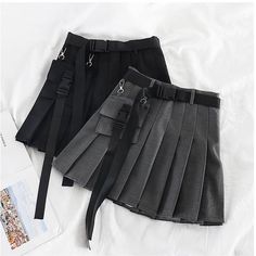 FREE SHIPPING ON ALL ORDERS OVER $50 | 100% SATISFACTION GUARANTEED Click "ADD TO CART" To Get Yours Now | Up To 60% OFF ✨ Get yourself a cute retro look! This Arimonz Half-length Pleated Skirt Short Skirt High Waist Women Skirts is a trendy a-line skirt that features a high waist with elastic to keep it in place, a half-length pleated skirt on the front, straight skirt on the back. Pair this with your favorite t-shirt and flip-flops for a chic casual outfit. 📌 The Skirt Is Excellent 📌 Made Wi Black Pleated Skort, Gothic Streetwear, Womens Streetwear, Short Black Skirt, Harajuku Women, Cheap Skirts, Pleated Skirts, Mode Kpop, Edgy Outfits