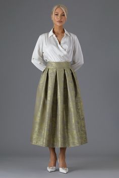 Jacquard skirt with sash included. Skirt has a pockets. Jacquard skirt makes a classical elegant look. This skirt is perfect for any occasion.  Skirt can be made longer or shorter. Skirt length 33.5 inches / 85 cm.  More skirts you can see here:  https://www.etsy.com/shop/DesirCouture?ref=seller-platform-mcnav&section_id=40312230 In order's note you can write your waist measurements and I will make according to your size. Standard Waist sizes: XXS 24.5 (62cm) XS 26 (66cm) S 28.5 (72cm) S/M 30 (7