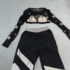 A Fun And Hipster Y2k Set Perfect For Your Next Rave Or Festival! A 3 Piece Set With Fun Color-Blocking Reflective Set. Top Details: Long Sleeves, Star Print, Triangle Bikini Top Bottom Details: Elastic Waist And Ankles, With Reflective Leg Wraps, Pull On Size: Large Color: Black Material: Nylon, Spandex Closure: Pullover Style: Outfit Set Condition: Excellent Used Condition With No Visible Flaws Styling Tip: Pair With Some Moto Boots And A Fun Hair Style Your Purchase Will Be Packed With Care A Sporty Long Sleeve Sets For Summer, Sporty Long Sleeve Summer Sets, Black Long Pants Sets For Spring, Black Sets With Long Pants For Spring, Sporty Pants For Night Out In Spring, Sporty Pants For Spring Night Out, Leg Wraps, Side Leggings, Cropped Sweatpants