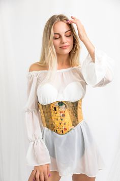 "The blouse is custom made and is not included in the item. ART CAPSULE The Kiss Corset with adjustable size, Renaissance Corset golden color, Golden Color Corset with Gustav Klimt painting, Vintage Corset XS-3XL Inspired by the painting of Gustav Klimt \"The Kiss\" (c. 1907) 🌸 Handmade corset by special technology for Perfect Hourglass Figure and will Reduce Waist up to 5 inches 🌸 Adjustable ribbon lace-up on the back 🌸 We accept individual sewing according to your measurements with no addit Underbust Corset Belt, Victorian Inspired Fashion, Unique Corset, Corset Waist Belt, Handmade Corset, Klimt The Kiss, Under Bust Corset, The Kiss (klimt), Vintage Corset