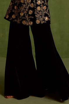 Black velvet dabka floral embroidered kurta, embellished by beads and sequin. Comes with matching sharara. - Aza Fashions Sharara For Women, Kurta With Sharara, Mithila Palkar, Eid Party, Women Kurta, Diana Penty, Luxury Sale, Fashion App, Modern Bride