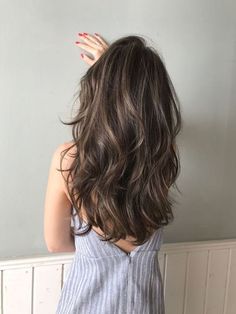 Haircut Selfie, Photo Hijab, Brown Hair Looks, Brown Hair Inspo, Brunette Hair With Highlights, Cute Hairstyle, Brown Hair Balayage, Hijab Girl, Hair Inspiration Color