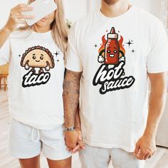 🎃 Vintage Retro Halloween Fun! 🎃 Couples Matching Halloween Costume - Taco & Hot Sauce Get ready to spread some love and fun this Halloween with our adorable Taco & Hot Sauce couples matching costume! These Comfort Colors 1717 t-shirts offer unmatched comfort and style, making them the perfect choice for a playful and cozy costume. Product Features: Premium Quality Material: Made from 100% ring-spun US cotton, these tees offer a soft-washed, garment-dyed fabric that ensures extra coziness. The Funny Print Graphic Tee, Halloween Novelty T-shirt With Graphic Print, Novelty Tops With Funny Print And Crew Neck, Funny Cartoon Print T-shirt, Novelty Short Sleeve T-shirt With Cartoon Print, Novelty Cartoon Print Short Sleeve T-shirt, Funny Cartoon Print Relaxed Fit T-shirt, Novelty Crew Neck Top With Cartoon Print, Novelty Cartoon Print Crew Neck Top