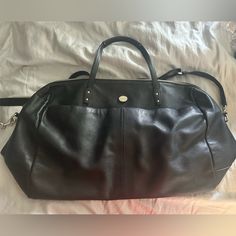 Questions? Leave A Comment Below! Size 21x14x8 Leather Duffle Bag, Bags Coach, Leather Duffle, Coach Leather, Womens Tote Bags, Leave A Comment, Coach Bags, Black Color, Duffle Bag