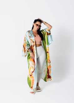 ✨ RESTOCKED Long kimono cardigan Long sleeves Satin Floral Light weight No closure * Paired with our "Cuttin' Corners Top | Ash Rose" & "Athletic Leggings | Sand Beige" HAND WASH COLD Fabric: 100% Polyester Small 6-8 Medium 10-12 Large 14-16 Long Kimono Cardigan, Long Kimono, Cardigan Long, Secret Sale, Kimono Cardigan, Sand Beige, Athletic Leggings, Long Sleeve Cardigan, Long Cardigan