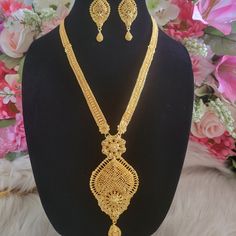 Brand New. 22k Gold Plated Bollywood Indian Pakistani Nepali Necklace. Bundle Discount Avaiable. Great Quality Ships Next Business Day Pakistani Necklace, 22k Gold, Womens Jewelry Necklace, Vision Board, Gold Plate, Jewelry Necklaces, Plating, Women Jewelry, Necklaces