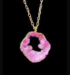 Caribbean Sea dream, Rare Pink Geode agate pendant gold  Shiny and beautiful. A rare gem like natural stone. Quality: very high end Pink Geode, Sea Dream, Rare Gems, Caribbean Sea, Pendant Gold, Agate Pendant, Gold Pendant, Pendant Necklaces, Natural Stone