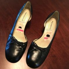 Great Shape! Size 40 No Trade Mill336 Casual Black Low Heel Heels, Black Heels With Removable Insole And Round Toe, Nordstrom Heels With Round Toe For Spring, Casual Black Almond Toe Heels, Nordstrom Shoes, Shoes Black, Black Shoes, Dress Shoes Men, Oxford Shoes