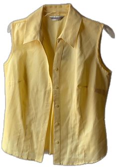 Summer Button-up Vest For Workwear, Summer Button-up Work Vest, Classic Summer Tank Top With Buttons, Fitted Summer Vest With Buttons, Fitted Button-up Tank Top With Button Closure, Classic Summer Vest With Buttons, Elegant Summer Button-up Vest, Elegant Button-up Summer Vest, Sleeveless Tank Top With Button Closure