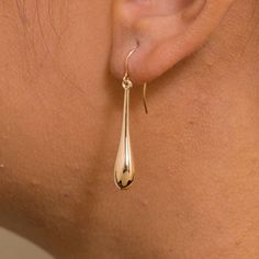 Solid 14K Yellow Gold Puffed Tear Drop Dangle Earrings, Gold Tear Drop Earrings, Drop Earrings, Water Drop Earrings, Dangle Earrings, Long Tear Drop Dangle Earrings. This 14k solid yellow  gold puffed teardrop dangle earrings is shiny and gorgeous. Best jewelry for women, girls to attend parties, weddings or any other activities.  .CRAFTED : 14K solid yellow gold for a life-time luster. Stamped 14k, high polished finish. Posts ensure are securely and comfortably in place throughout your daily li Water Drop Earrings, Dangle Earrings Gold, Tear Drop Earrings, Golden Earrings, Teardrop Dangle Earrings, Drop Dangle Earrings, Earrings Drop, Earrings Long, Gold Earrings Dangle