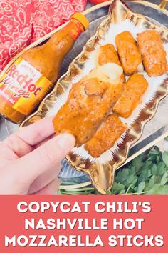 This super spicy cheese stick is HOT in more way than one! Here is how to spice things up with our copycat Chili’s Nashville Hot Mozzarella Sticks that you can make at home. Copycat Chili, Cheetos Cheese, Cheese Sticks Recipe, Cheese Stick, Spicy Appetizers, Spicy Cheese, Dipping Sauces Recipes, Nashville Hot, Mozzarella Sticks