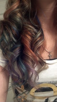 colors in brown. I never thought that brown hair would look good with multi colored streaks...but I have been proven wrong! I want! Hair Chalk, Dye My Hair, Hair Inspiration Color, Hair Inspo Color, Rainbow Hair, Girly Stuff