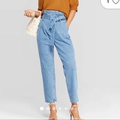 Beautiful And Trendy Paper Bag Jeans. Medium Wash (Color Is That Off Photos Not On The Model). Run Slightly Large. Never Worn. Adora Batbrat, Glam Minimalist, Paper Bag Jeans, Denim Paper, Cropped Denim Pants, Types Of Jeans, Paperbag Pants, Pants Denim, Cute Pants