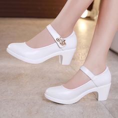 SPECIFICATIONSname3: Work shoesis_handmade: YesWith Platforms: YesUpper Material: PUToe Shape: Round ToeStyle: ClassicsSeason: Spring/AutumnPump Type: Mary JanesPlatform Height: 0-3cmPattern Type: SolidOutsole Material: RubberOrigin: CN(Origin)Occasion: CasualNAME7: Mujer bombasNAME6: Small Plus SizeNAME5: Tacones MujerNAME4: Comemore Black White ElegantNAME2: Wedding Shoes BrideNAME: Mary Jane ShoesModel Number: 7716Lining Material: PUItem Type: PumpsInsole Material: PUHeel Type: Round HeelHeel Bride High Heels, Sepatu Platform, Sepatu Pump, Block Heels Wedding, Professional Work Shoes, Kasut Wanita, Heels Block, Black And White Heels, Wedding Shoes Bride