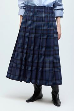 Made of deadstock woolens, our Rohanna skirt is an all-purpose classic made for that working girl at heart with a taste for timeless fashion. While our dark blue plaid conjures mysterious Nordic waters and remote fishing villages whose names we can’t pronounce, you can wear this to work, a dinner party, or on a long October weekend in the countryside.Made of deadstock woolens, our Rohanna skirt is an all-purpose classic made for that working girl at heart with a taste for timeless fashion. While Long Tartan Skirt, Scottish Skirt, Dark Blue Plaid, Long Plaid Skirt, Summer Dining, Tartan Skirt, Fishing Villages, Linen Pillows, Dress With Cardigan