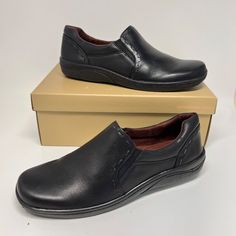 Step Out In Style With The Nib Naturalizer Black Leather Slip On Loafer Shoes. Designed For Women, These Size 9.5 Loafers Offer Comfort And Sophistication With Every Step. Black Leather Slip-On Design Durable Outsole Size 9.5 Versatile Style Size: Womens 9.5 Condition: New With Box Black Slip-on Oxfords With Leather Footbed, Black Slip-on Oxfords With Stitched Sole, Slip-on Oxfords With Ortholite Insole For Work, Slip-on Leather Shoes With Round Toe For Business Casual, Classic Leather Walking Shoes For Work, Black Slip-on Loafers With Leather Footbed, Black Plain Toe Moccasins For Work, Black Plain Toe Flats For Work, Black Leather Slip-on Shoes For Work