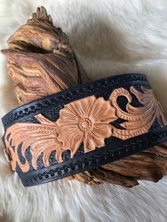 Hand Tooled Genuine Leather Cuff Bracelet.  Hand tooled in Texas Workshop.  Bracelet is offered in 3 sizes to fit both men and women.  Snap closure firmly secures bracelet on your wrist. Cool Mens Bracelets, Leather Gifts For Her, Handmade Leather Jewelry, Leather Tooling Patterns, Leather Accessory, Leather Cuff Bracelet, Leather Wristbands, Handmade Gift Tags, Hand Tooled Leather