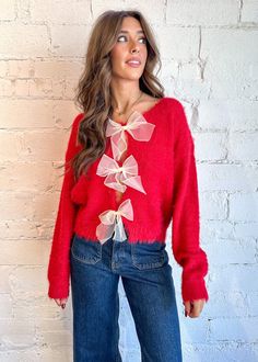 Aria Bow Sweater Chic Office Outfit, Trendy Christmas Outfits, Unique Bows, Summer Ready, Comforters Cozy