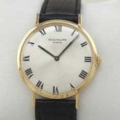 Patek Philippe Calatrava 3537 Manual winding 33mm Grey Yellow gold - 23-300 - Plexiglass - 1970 Roman Numeral Bracelet, Patek Philippe Calatrava, Timeless Watches, Good Year, Philippe Model, Authentic Watches, Yellow Gold Bracelet, Gold Case, Patek Philippe