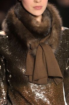 Fabulous Furs, Fur Fashion, Brown Fashion, Fur Collar, Fashion Details, Look Fashion, Style Me, Close Up