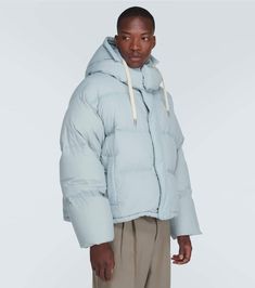 Find AMI Technical Canvas Down Jacket on Editorialist. Material: 100% polyamide. Care instructions: dry clean. Made in Madagascar . Designer color name: Aquamarine. Lining: 100% polyester. Material II: 45% acrylic, 45% wool, 10% elastane. Filling: 90% down, 10% feathers. Pockets: snap-buttoned pockets. Closure: two-way zipped front with snap-button fastenings. Detachable drawstring hood. Drawstring at the hem for adjustable fit. Blue Nylon Outerwear For Fall, Casual Polyamide Outerwear For Winter, Winter Polyamide Puffer Outerwear, Winter Puffer Outerwear In Polyamide, Winter Puffer Outerwear Made Of Polyamide, Fitted Blue Outerwear With Detachable Hood, Casual Polyamide Outerwear For Fall, Modern Blue Spring Outerwear, Color Names