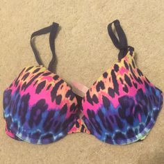 Never Worn Size 32d Bra. I Love These Colors Multicolor Padded Underwire Bra, Multicolor Underwire Bra With Padded Cups, Pink Push-up Swimwear With Padded Cups, Pink Fitted Push-up Swimwear, Multicolor Push-up Bra For Summer, Fitted Multicolor Bra With Padded Cups, Victoria's Secret Stretch Summer Bra, Victoria's Secret Stretch Bra For Summer, Stretch Multicolor Bra