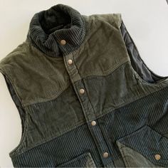 Sun + Stone Corduroy Patchwork Vest. Really Awesome Statement Piece!! Lightweight Quilt. Great Quality For Fall Travel, Outdoors, Vacation, School. Two Side Pockets, One Inside Pocket. Gender Neutral, Unisex. Measurements In Pictures. Size: Men's Medium Color: Various Shades Of Dark Green Shades Of Dark Green, Corduroy Patchwork, Corduroy Vest, Patchwork Vest, Old Navy Jean Jacket, Fall Vest, Sun Stone, Fall Outfits Men, Lightweight Quilt