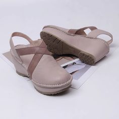 Hand Stitching, Color Blocking Style And Comfort Go Hand In Hand With The Capri Sandal. Hand Made With Premium Sheepskin Upper And Insole And Arch Support For All Day Comfort. A Statement Yet Casual Look That Completes Any Outfit. Color: Nude/BlackMaterial: SheepskinLining: genuine leatherInsole: Sheepskin（Unmovable）Sole: Sheepskin and Rubber bottomHeels: 7 cm/2.76" Fit: Medium to Wide, Runs Normal.Origin: Made in China Production Time: About 5-7 days (Any exceptional case will email you, Please Beige Closed Toe Slingback Sandals With Heel Strap, Slingback Sandals With Platform And Round Toe, Round Toe Slingback Sandals With Platform, Slingback Sandals With Platform, Round Toe, Medium Width, Leather Closed Toe Slingback Sandals, Medium Width Round Toe Slingback Sandals With Platform, Leather Wedge Sandals With Round Toe, Leather Round Toe Wedge Sandals With Leather Sole, Beige Slingback Sandals With Round Toe And Heel Strap