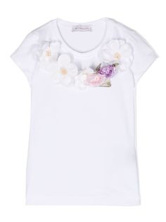 white cotton blend lightweight jersey floral appliqué crew neck short sleeves straight hem White Crew Neck T-shirt With Floral Applique, White Short Sleeve T-shirt For Spring, White Short Sleeve T-shirt With Floral Applique, White Floral Applique Crew Neck T-shirt, White Short Sleeve Top With Floral Applique, White Floral Applique Short Sleeve Top, Floral Applique Short Sleeve Tops For Summer, White Floral Embroidered T-shirt For Spring, Summer Crew Neck T-shirt With Floral Applique