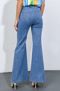 A pair of denim pants, washed to perfection, with a front closure and multiple pockets, and a flattering flare leg finished with trendy fray detailing.Details:Self : 80% Cotton 20% PolyesterSize & Fit- Model is 5`10" And Wearing Size Small- Measurements Taken From Size Small- Approx. Length: 44" Trendy Dark Wash Flares With Frayed Hem, Spring Flares With Frayed Hem, Denim Flare Jeans With Frayed Hem In Medium Wash, Medium Wash Flare Bottoms With Frayed Hem, Medium Wash Denim Flare Jeans With Frayed Hem, Medium Wash Denim Flares For Fall, Trendy Medium Wash Flares With Frayed Hem, Trendy Cotton Flares With Frayed Hem, High Waist Medium Wash Flare Jeans With Frayed Hem